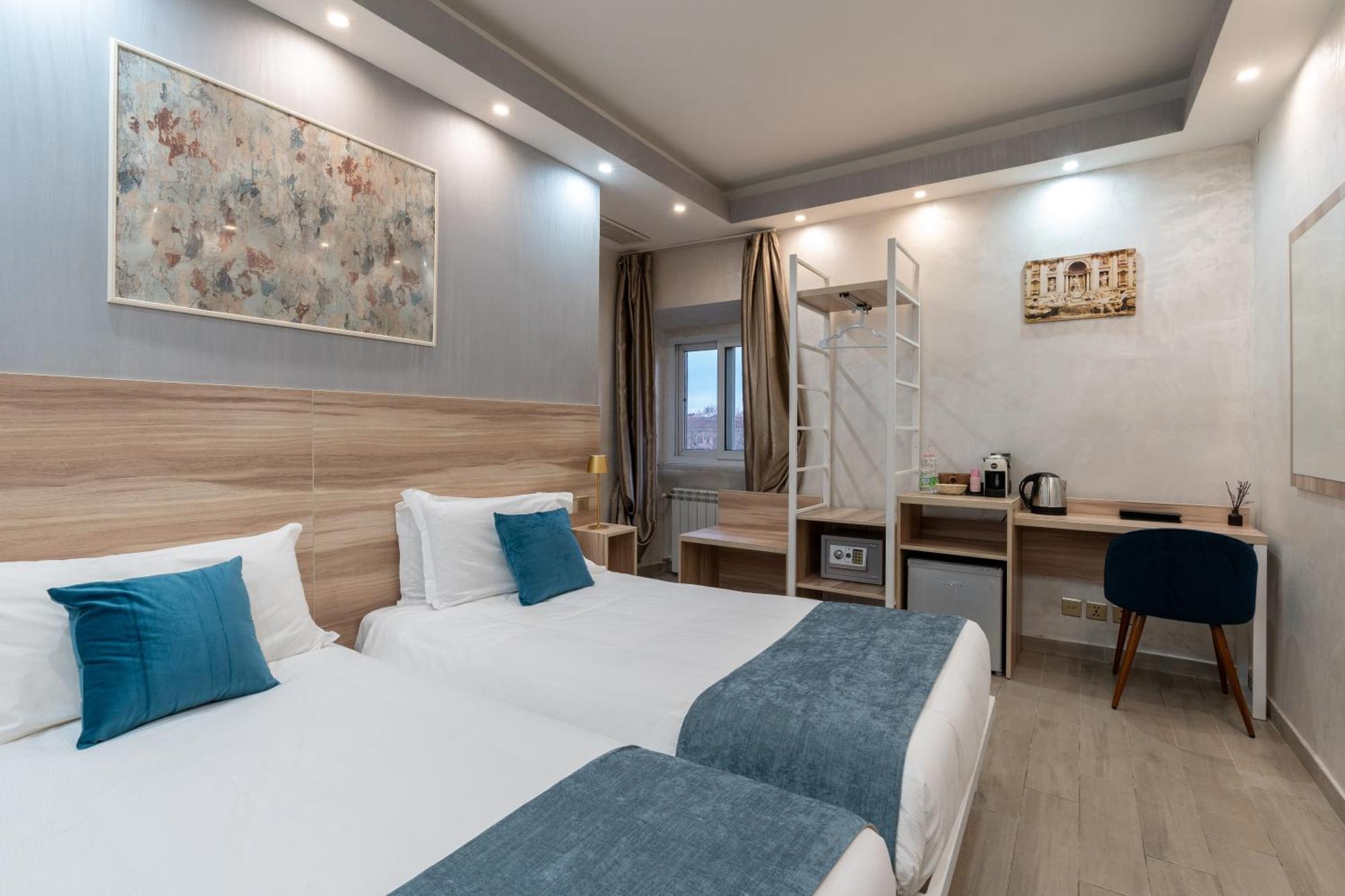 Leone D'Oro Guesthouse - Close To Piazza Vittorio ローマ エクステリア 写真