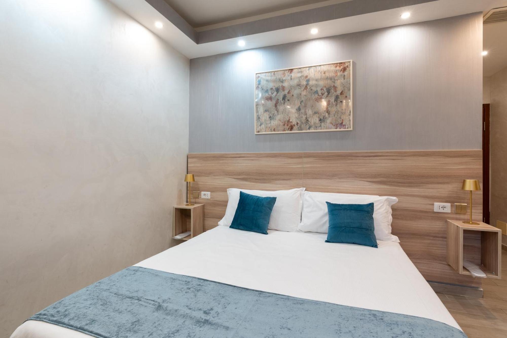 Leone D'Oro Guesthouse - Close To Piazza Vittorio ローマ エクステリア 写真